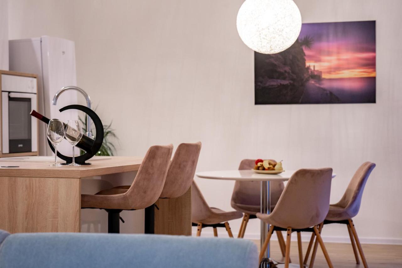 Grguric Apartments Palit Экстерьер фото
